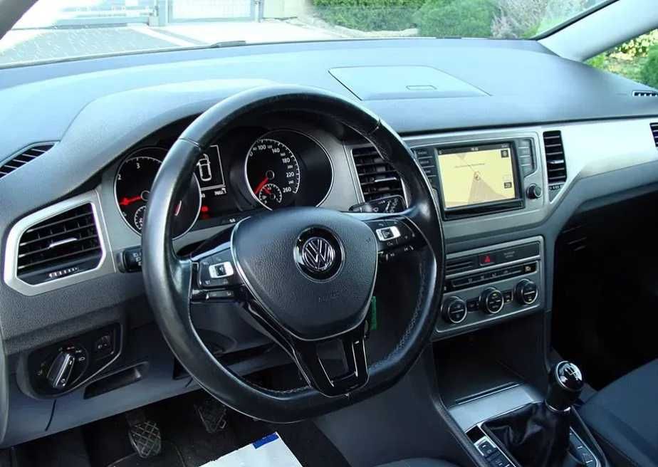 Golf Sportsvan bezwypadkowy pierwszy właściciel w kraju