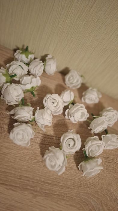 Прикраси для весільного столу