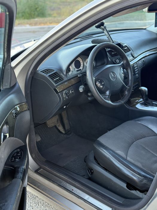Mercedes-Benz W211 2.2 TDI