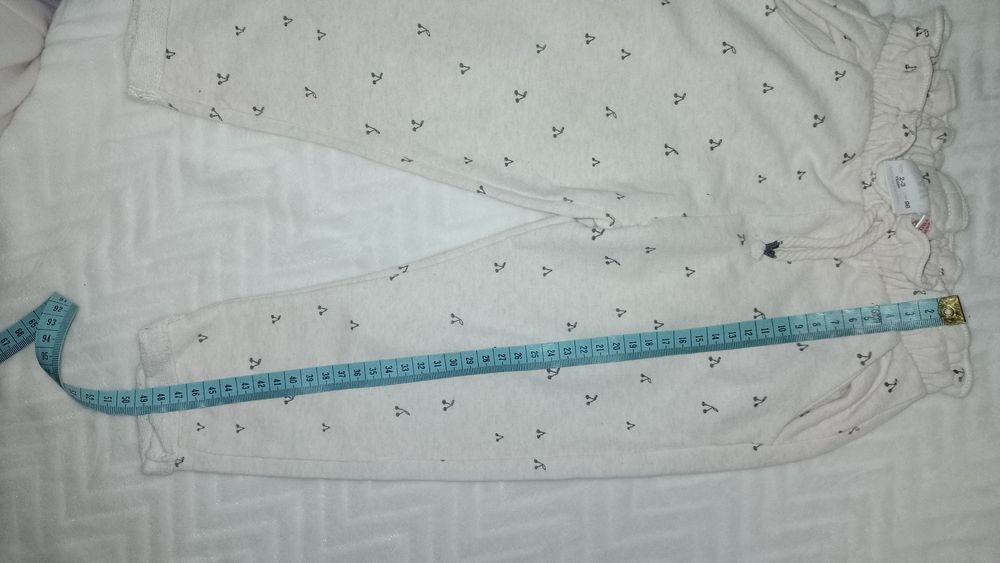 Sprzedam spodnie dresowe Zara 98cm dla  Niemowląt