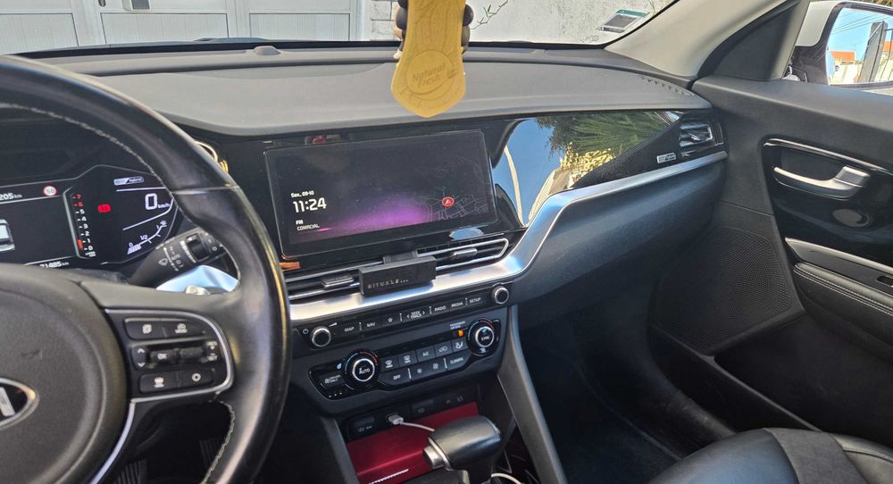 Kia niro tech hybrid