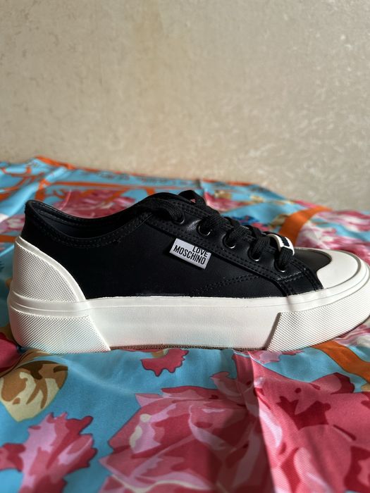 Кеды Love Moschino оригинал новые!