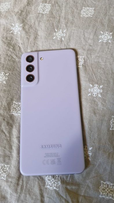 Samsung galaxy s21 fe fioletowy