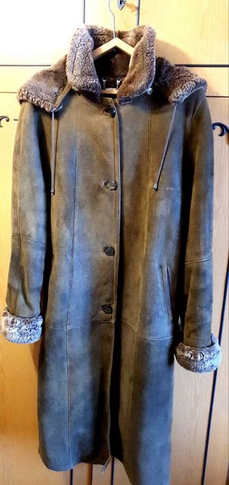 Продам дубленку жіночу.