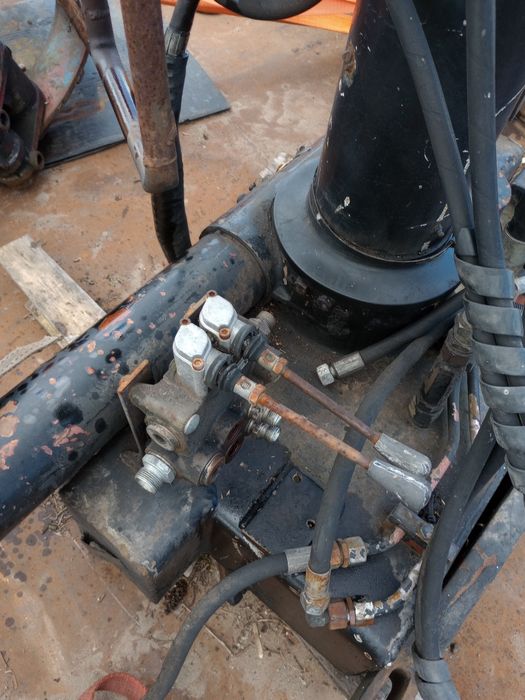 HDS Hiab 3,5 T,mocny wysow 6m.z papierami.