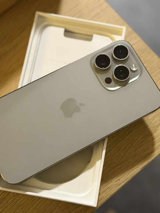 iPhone 15 Pro Max 512 GB Titanium