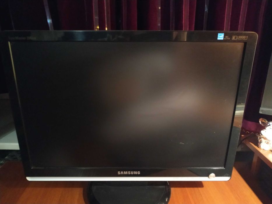 продам монитор Samsung, 22дюйма