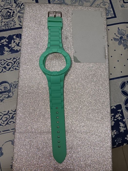 Vendo braceletes watx and colors