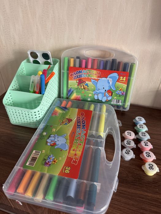 Фломастери. Канцелярія. Фарби