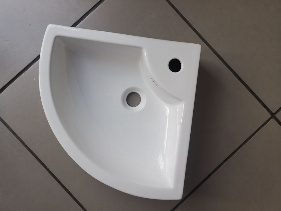 Umywalka narożnikowa 40x40 SOLO