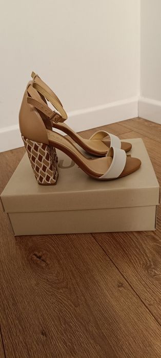 Sandały firmy QUAZI rozm. 39