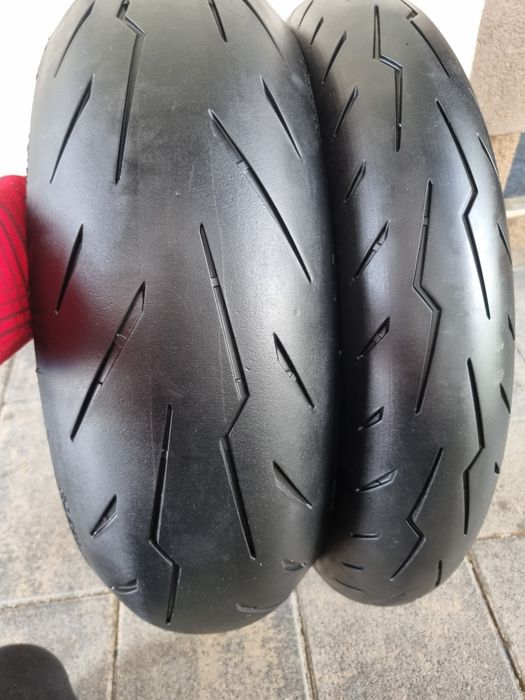 Мотошини Pirelli  DIABLO ROSSO IV 4 120/70 R17 180/55 R17 Рік 2025 Комплект