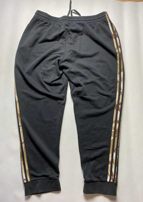 ADIDAS Camo Moro Camouflage czarne sportowe DRESY Z KIESZENIAMI roz XL