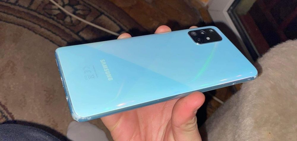 Samsung galaxy a71 128g/6g ram