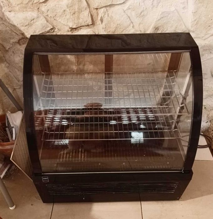 Vitrine Frigorífica Comercial Makro – Como Nova