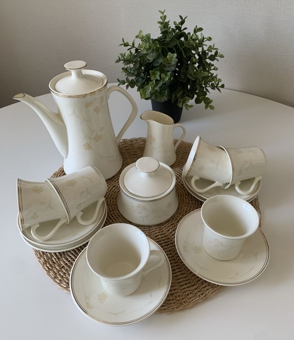 Сервіз кавовий на 6 персон.