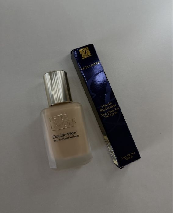Podkład Estee Lauder Double Wear+róż Estee Lauder