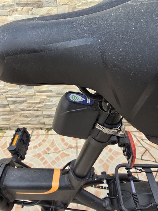 Bicicleta eletrica NOVA com 14 KLM de uso