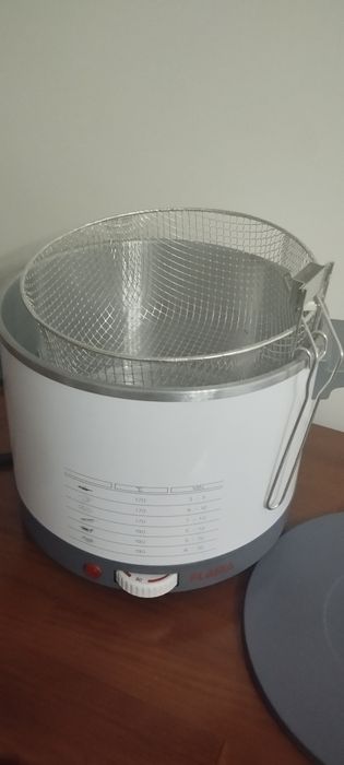 Fritadeira FLAMA 615 FL  2,5L NOVA
