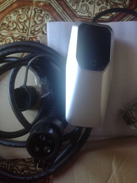 Carregador Novo de carro electrico