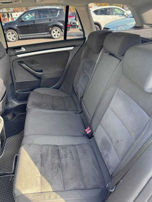 Volkswagen Golf 2011