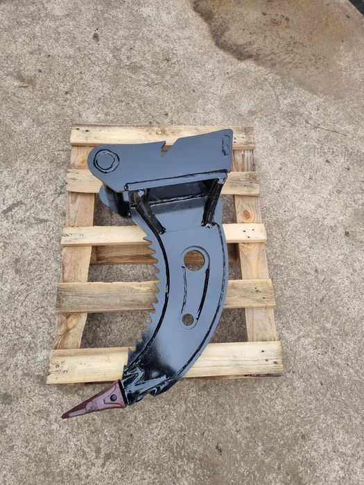 Łyżka kopiąca 18cm do bobcat e10 e10e e17z e20z e16 e17 e19 e20