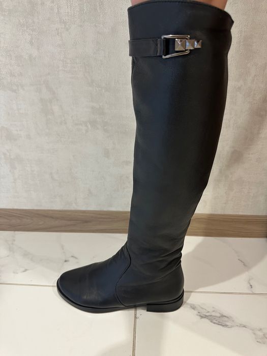 Продам демисезонні шкіряні сапоги