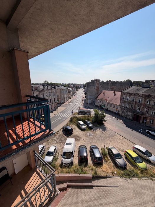 Przytulna kawalerka 23m2 z balkonem i widokiem na miasto.