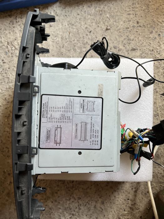 Штатна магнітола Mitsubishi Pajero Wagon 4