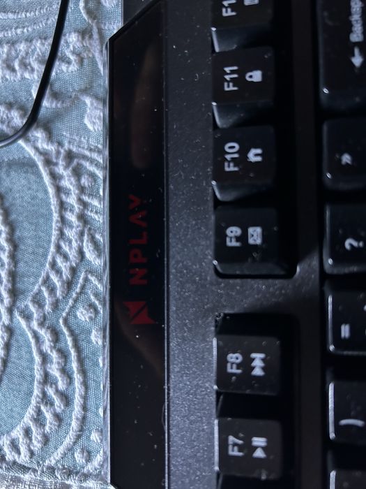 Teclado Nplay usado como novo