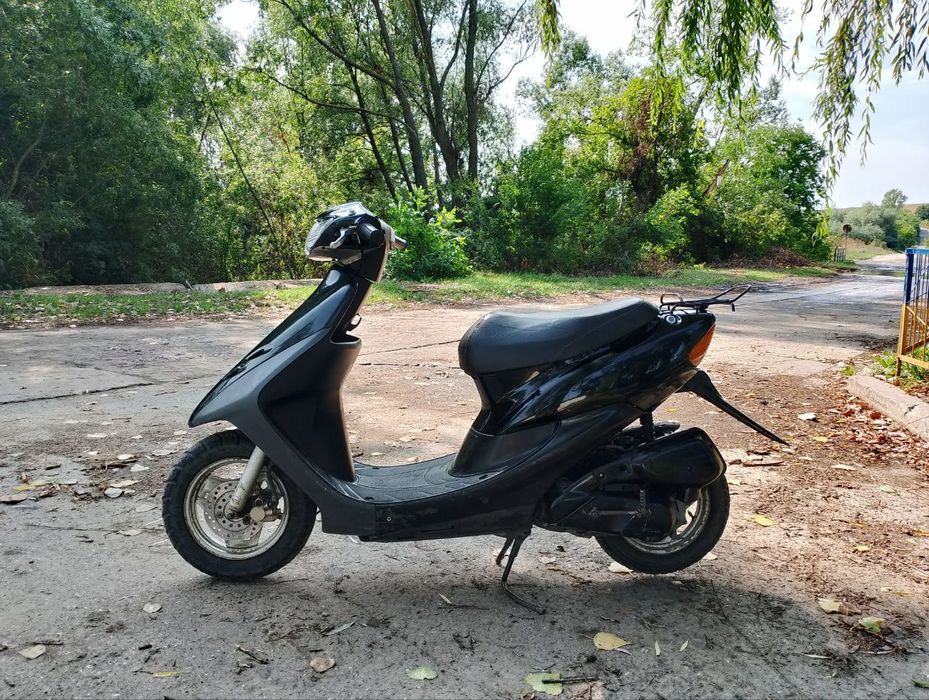 Хонда діо 34 чорного кольору