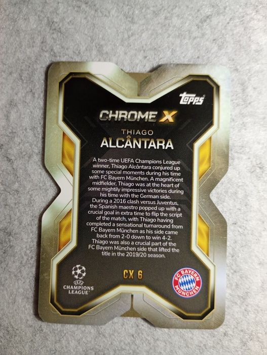 Carta Topps Shield Chrome X Thiago Alcântara