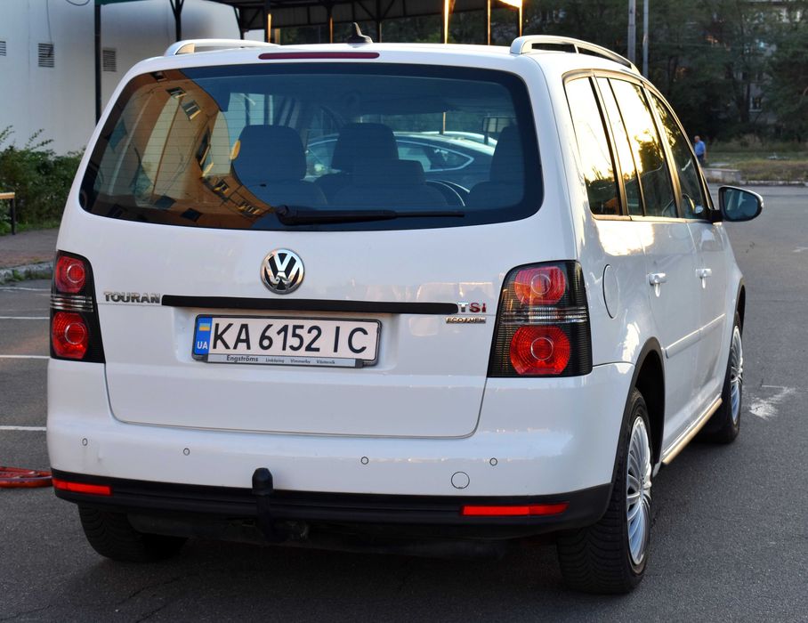 Фольксваген Тоуран 2009г, Дв 1.4(140л.с) газ-бензин