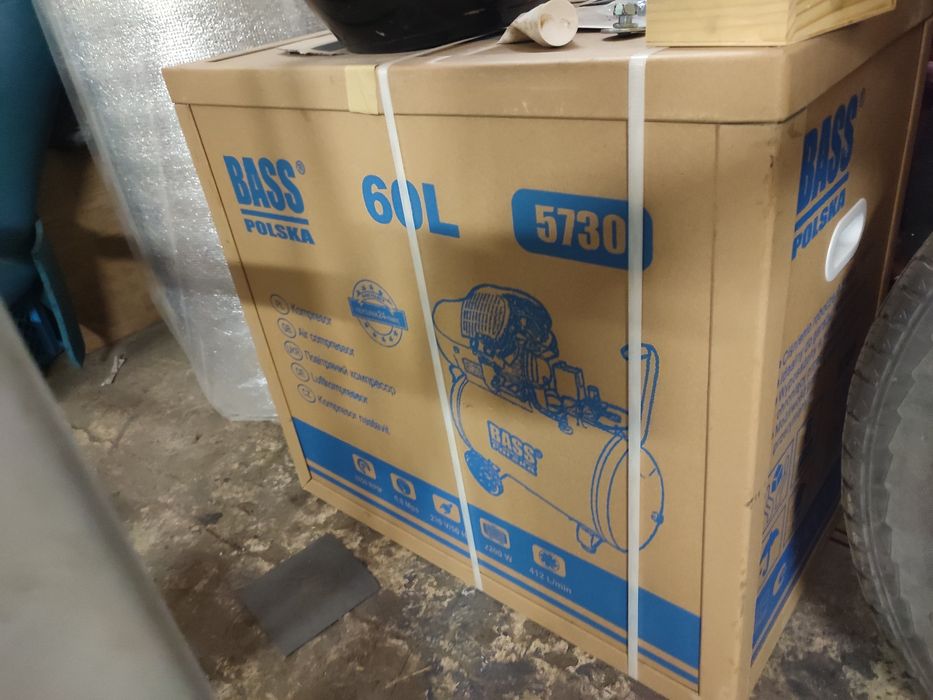 Kompresor bass polska 60 L nowy