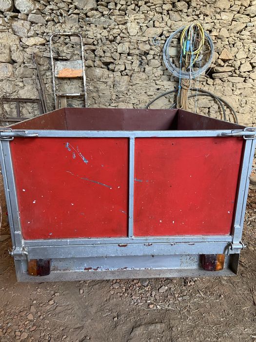 Reboque para carro ligeiro