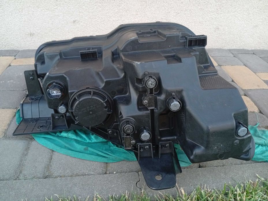 Продам фару передню ліву Hyundai ionic 6
