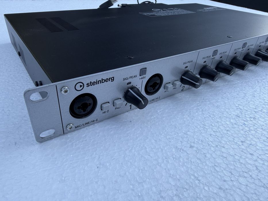 Interfejs STEINBERG UR824