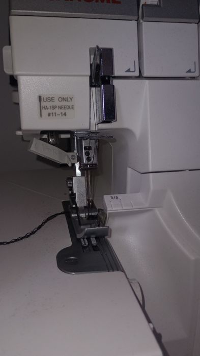 Overlock Janome AirThread 2000D