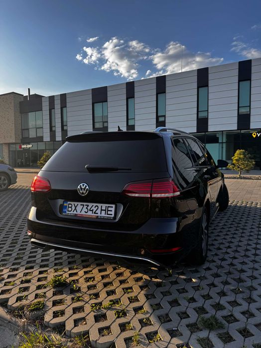 volkswagen golf 2017