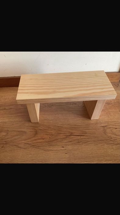 Banco novo de Yoga e Meditação madeira maciça