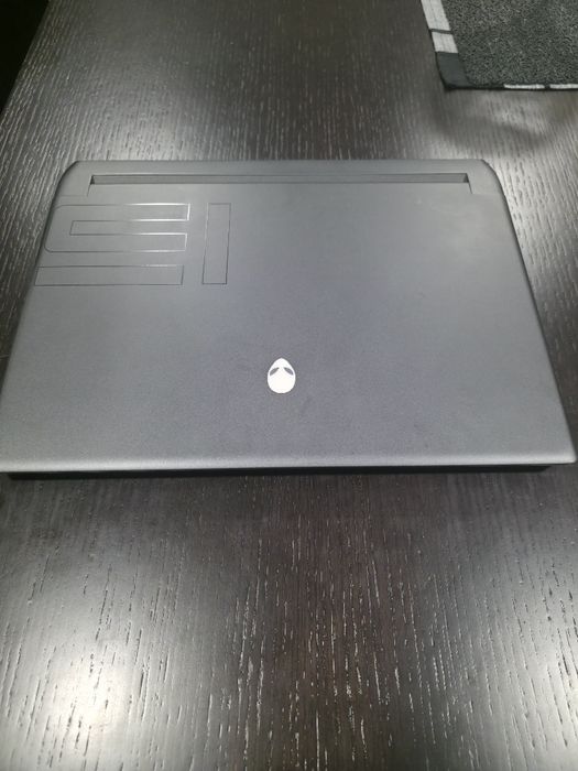 Portátil Alienware m15 R6