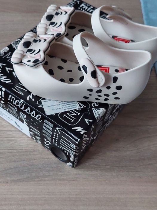 Buty MINI MELISSA 101 dalmatyńczyk r.22/23
