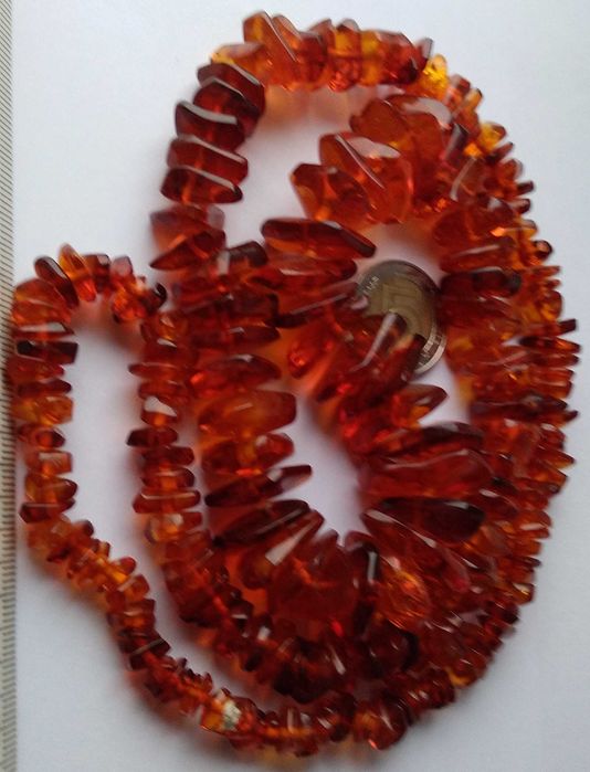 Zawieszka wisior naszyjnik świat Bursztynu antyki prl Bytom