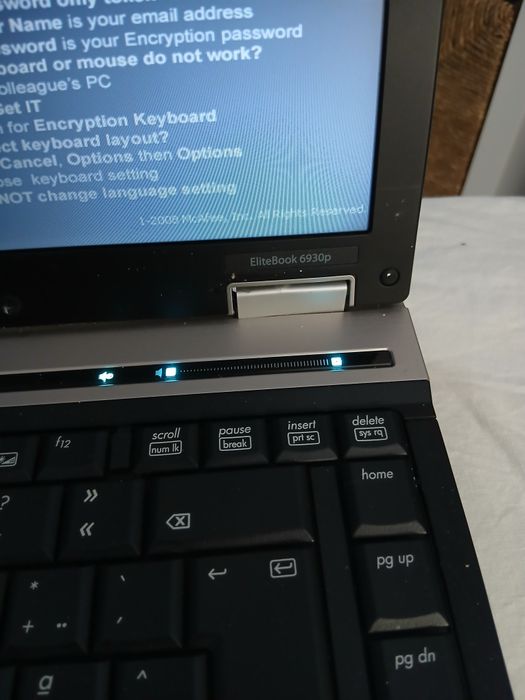 Portatil HP Intel Centrino 2 Acende falta Bateria sem Carregador