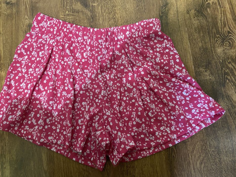 Стильні шорти спідничка