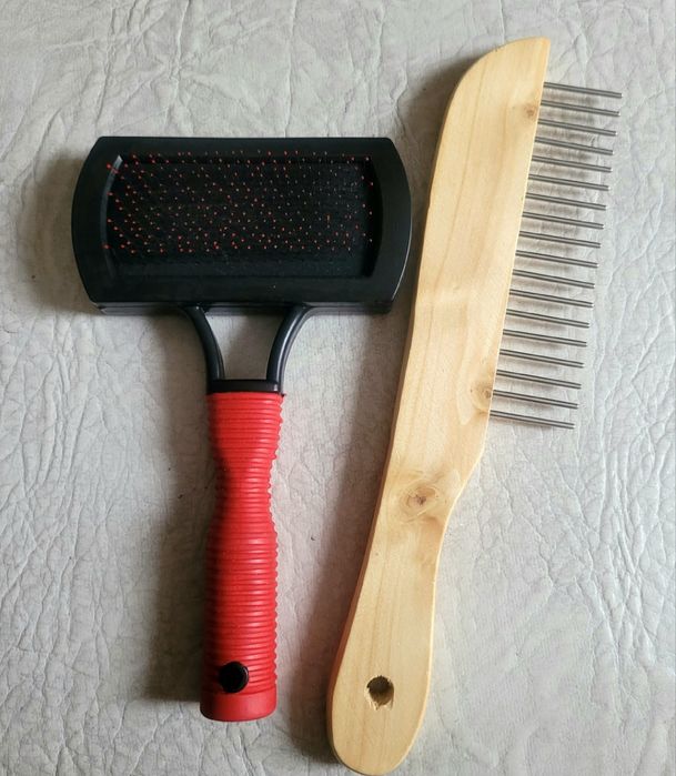 Продам щётку и расчёска для  животных