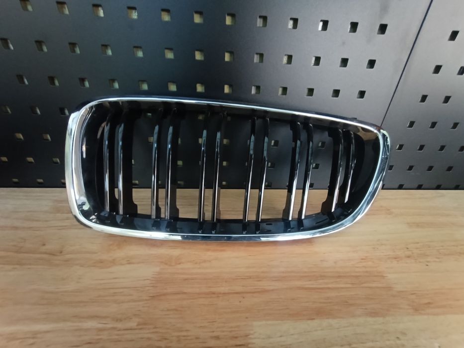 BMW 4 F32 coupe F33 cabrio  F36 Gran coupe gril atrapa lewa nerka części