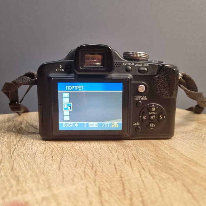 Фотоапарат Panasonic Lumix DMC FZ18 — 18× оптичний зум