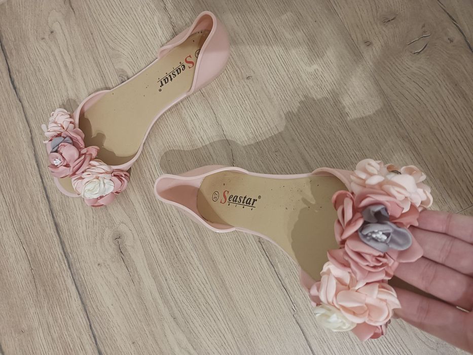 Buty balerinki gumowe