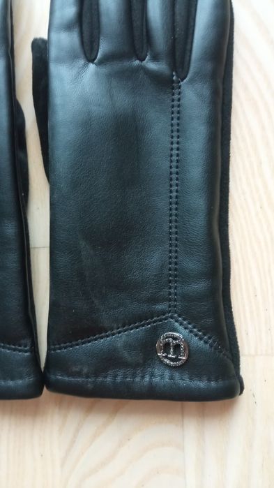 Nowe czarne rękawiczki Monnari skórzane skóra miękkie wygodne eleganck